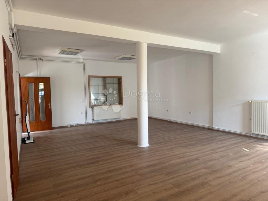 POSLOVNI PROSTOR 59 m2 ZA NAJAM - VARAŽDIN — slika 1