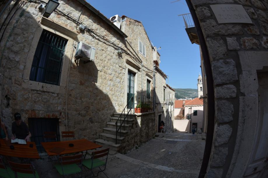 Poslovni prostor: Dubrovnik, skladišni/radiona, 99 m2 (iznajmljivanje)