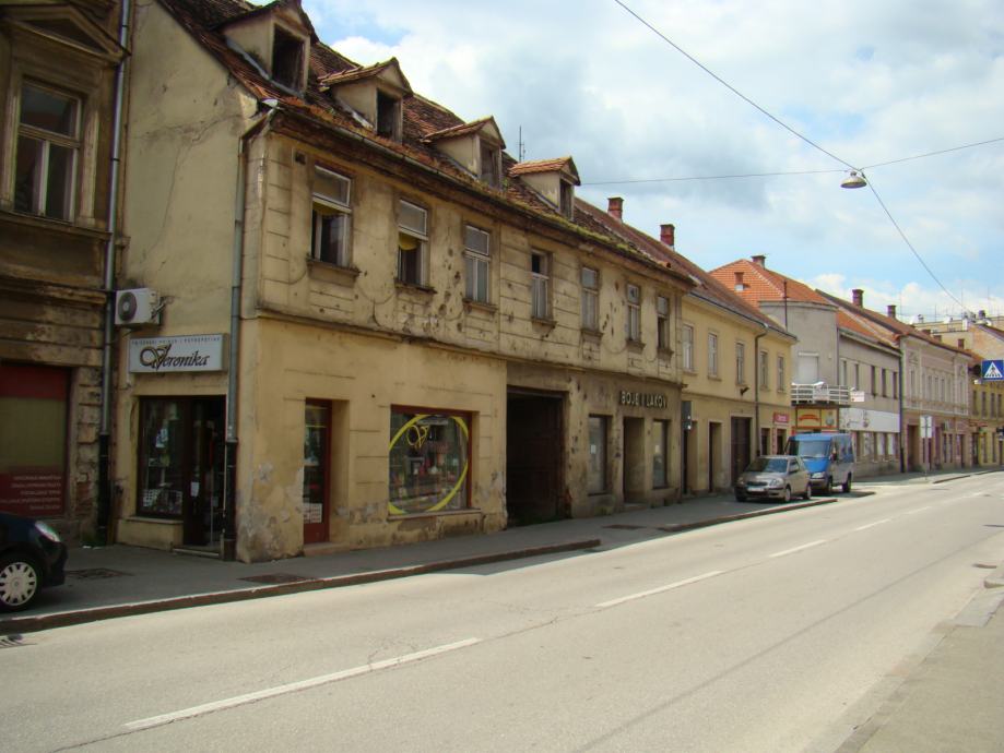 Poslovni prostor: Karlovac, trgovina, 42 m2 (prodaja)