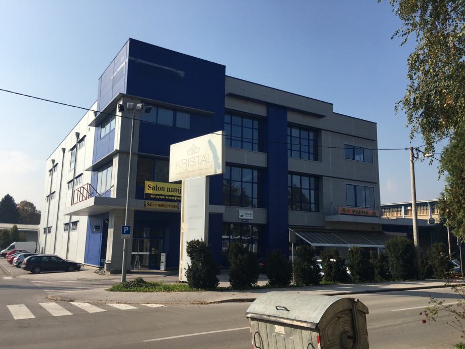 Poslovni prostor: Karlovac, Trgovina, 500 m2 + 300m2 Skladišni prostor (iznajmljivanje)