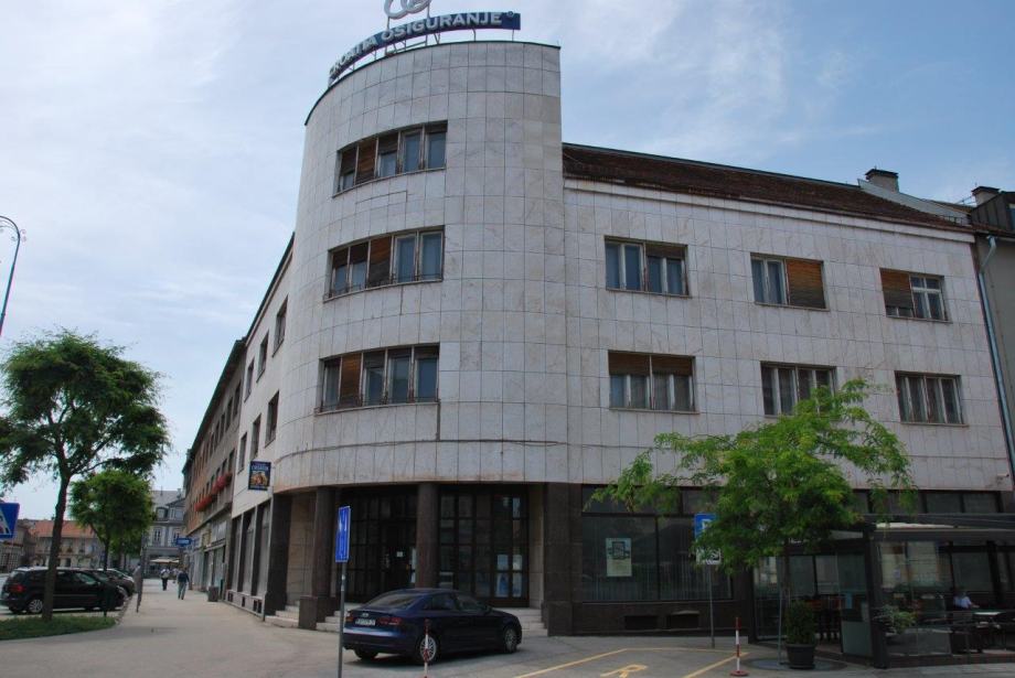Poslovni prostor: Karlovac, uredski, 599,6 m2 (iznajmljivanje)