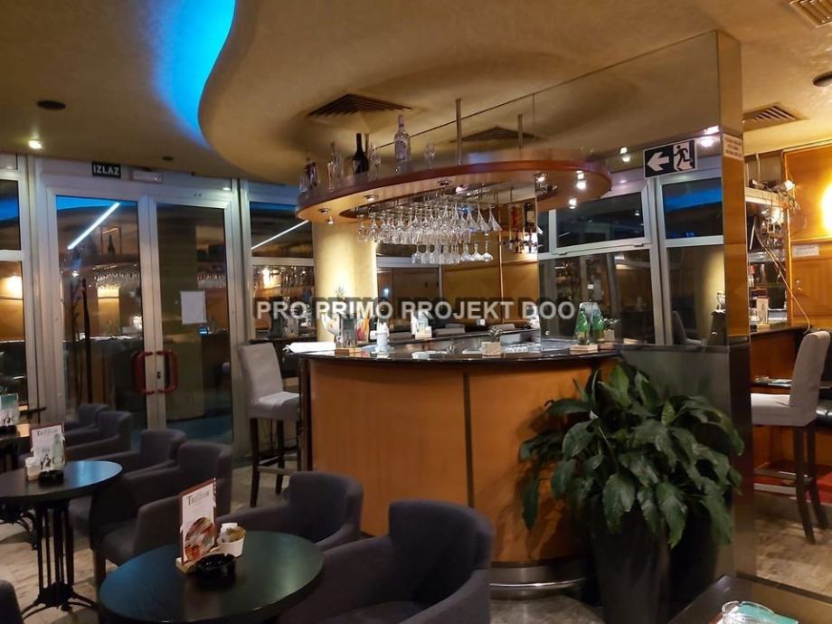 Poslovni prostor Lokal Martinovka Zagreb  caffe bar 50 m2 sa terasom (prodaja)