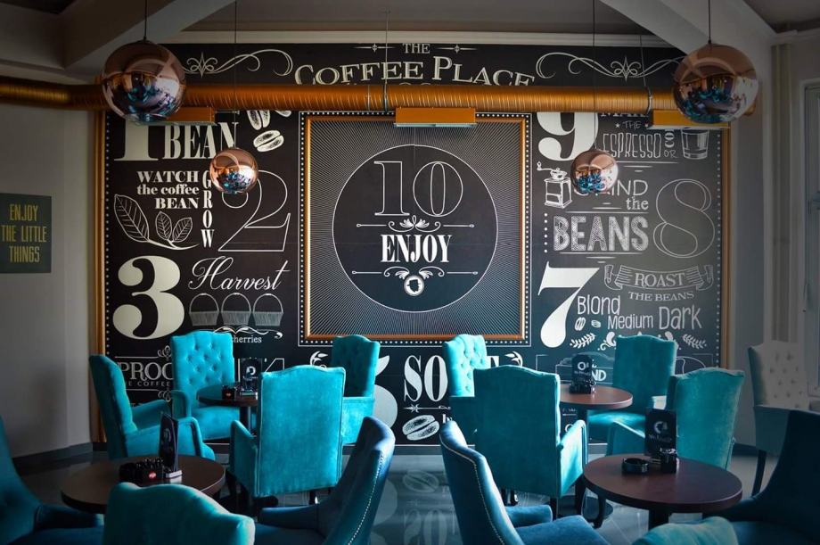 Caffe/Lounge Bar Mr. Brown, Osijek Centar, 207 m2 (iznajmljivanje)