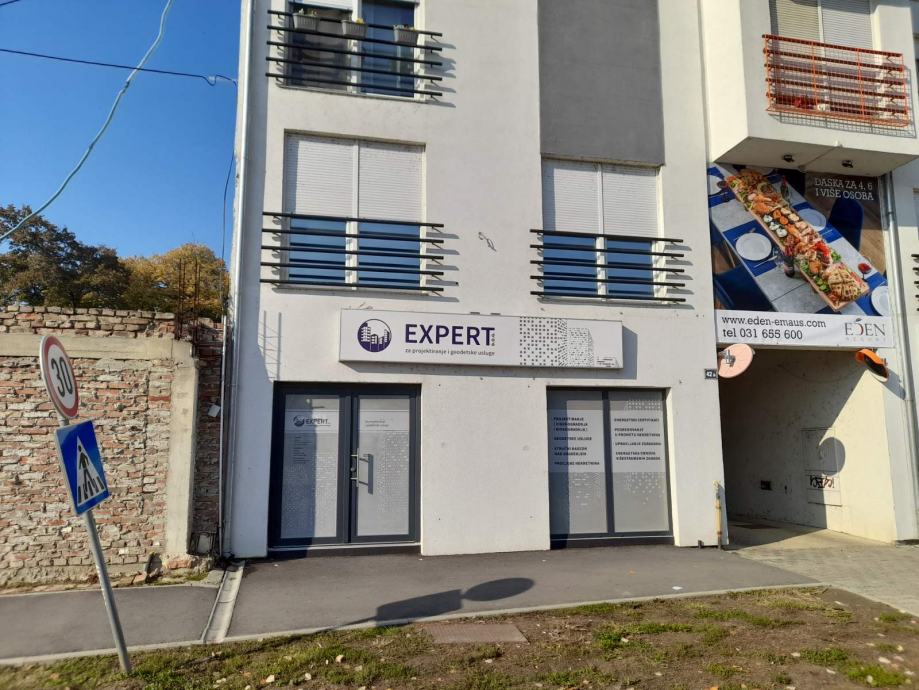 Poslovni prostor: Osijek, ulični lokal, 90 m2 (prodaja)