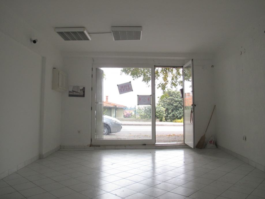 Poslovni Prostor SPLIT MEJE 40m2 40m2 Pristup S Ulice 