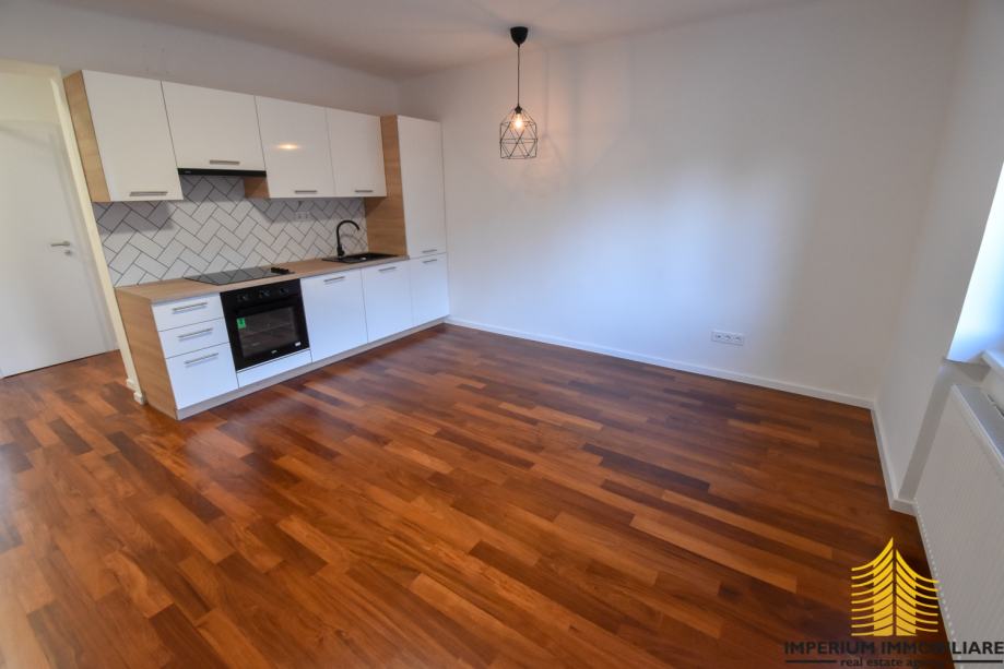 Poslovni prostor Zagreb (Donji grad) uredski, 55 m2, PETROVA, PARKING