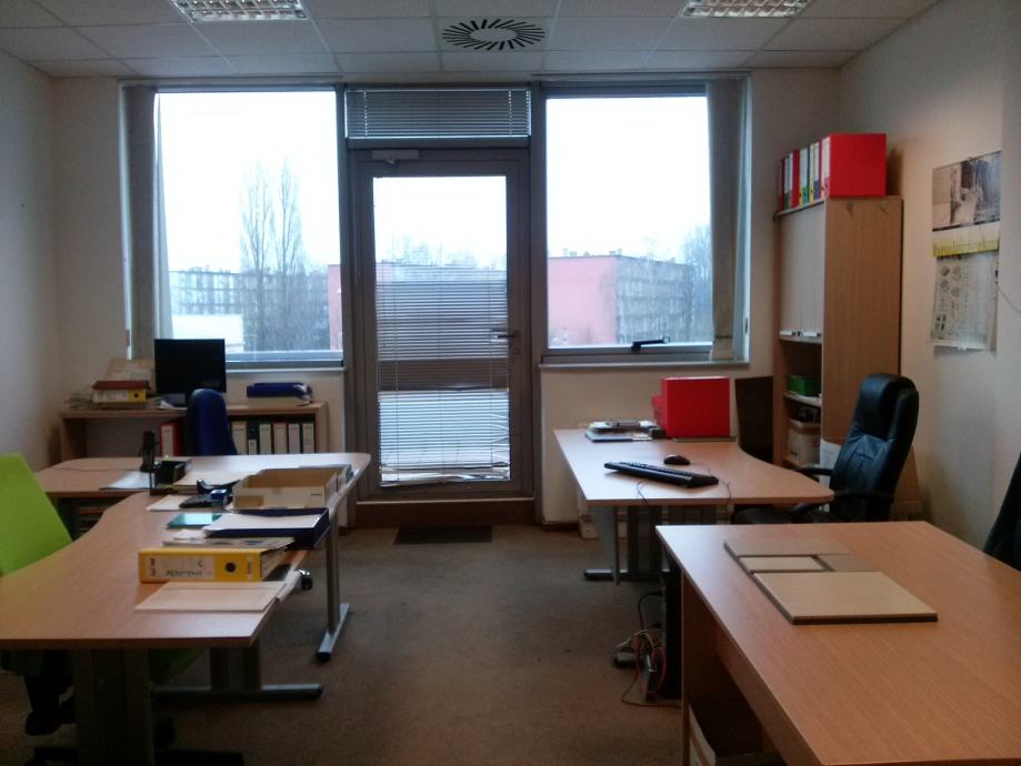 Poslovni prostor: Zagreb (Rudeš), uredski, 156 m2 (iznajmljivanje)