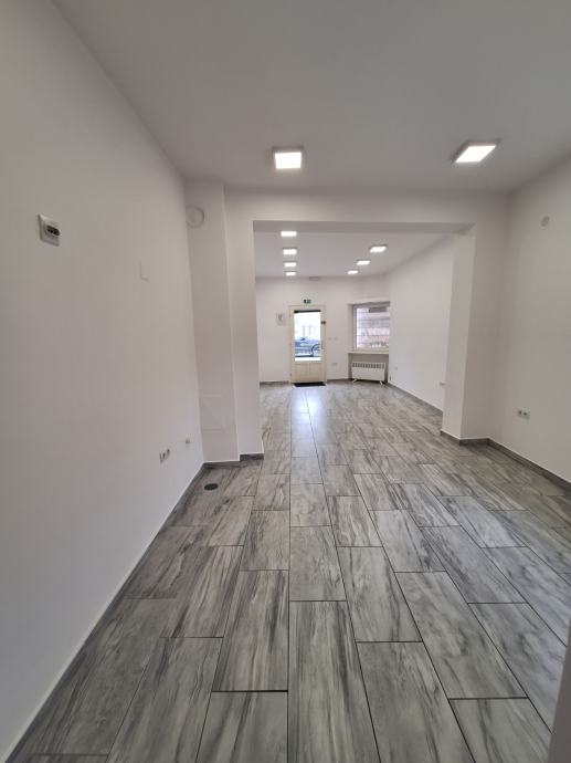Poslovni prostor Zagreb (Trešnjevka), ulični lokal, 30,38 m2