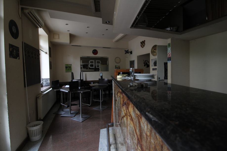 Poslovni prostor: Zagreb (Vrbik), caffe bar, 90 m2 (iznajmljivanje)