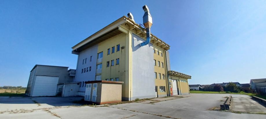 Poslovno-industrijsko postrojenje, 1.800 m², Kotoriba (prodaja)