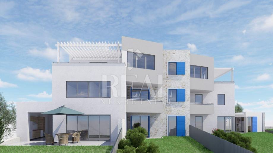 POVILE-STAN S PREKRASNIM POGLEDOM, 2S+DB OD 81 m2 NETO (prodaja)