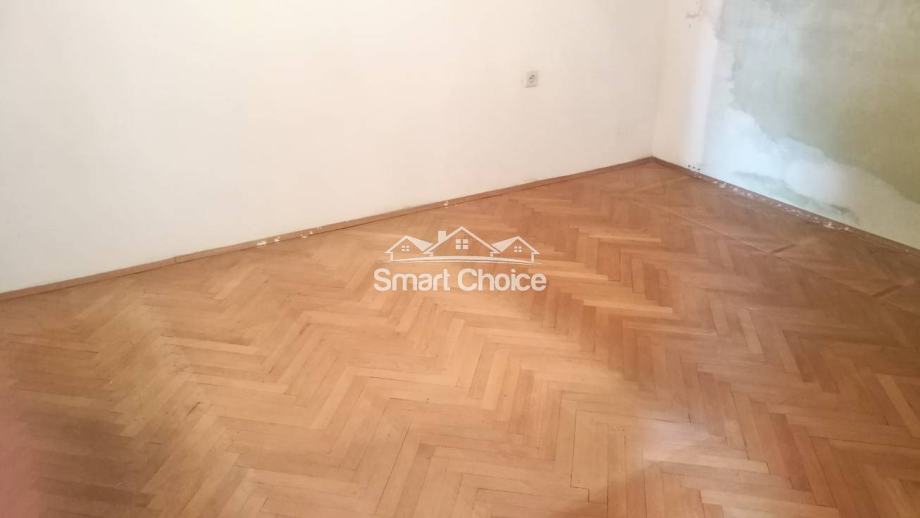 Praputnjak 2 kuće (prodaja)