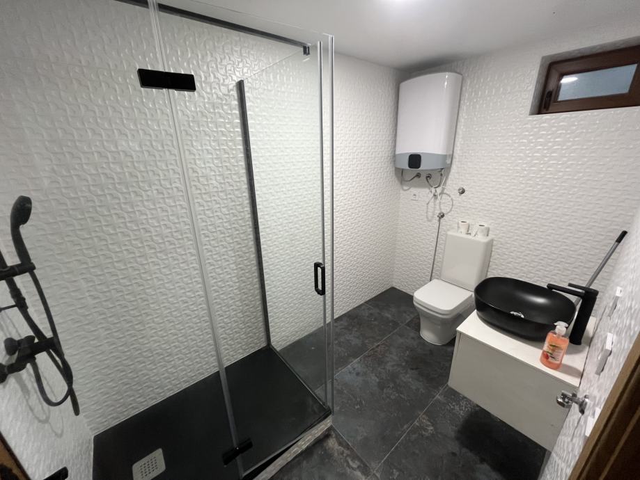 Prekrasna Kuća Desinić, Ravnice Desinićke, HITNO, 85.00 m2