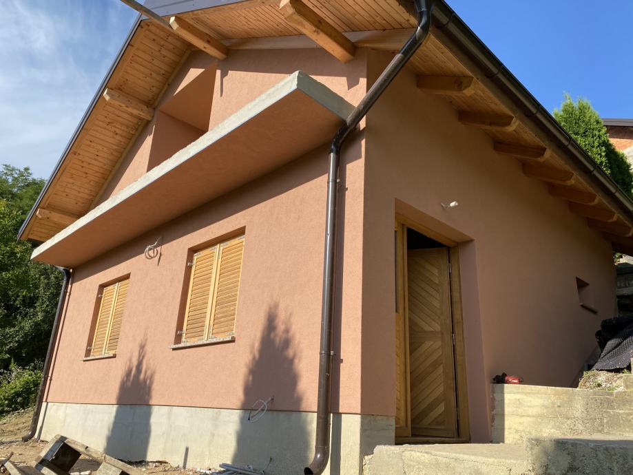 Prekrasna Kuća Desinić, Ravnice Desinićke, HITNO, 85.00 m2