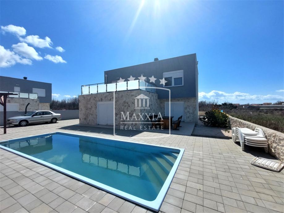 Privlaka - Moderna villa s bazenom 197m2 - 499000€ (prodaja)