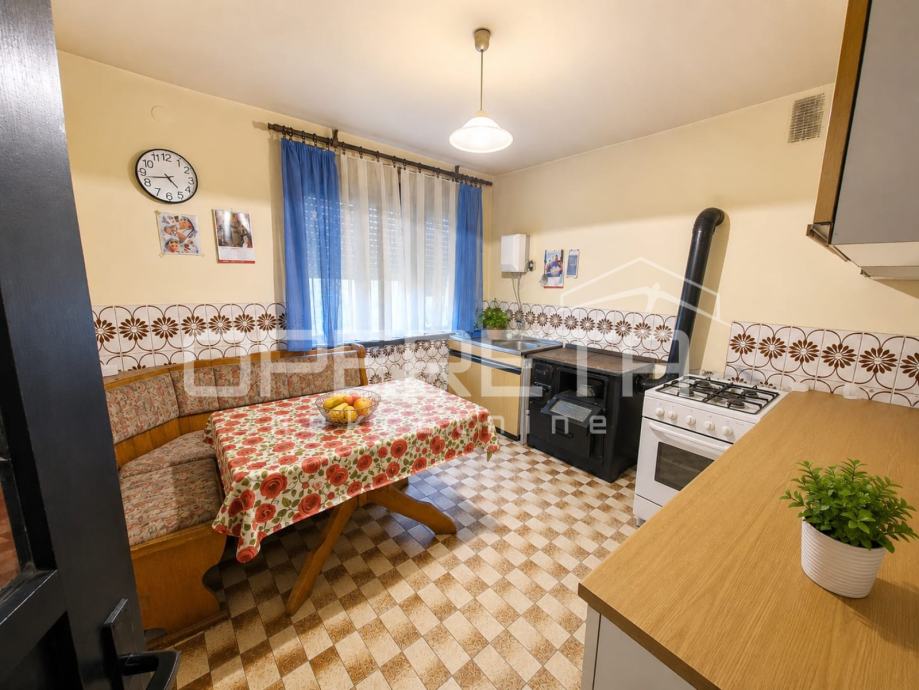 PRODAJA, KUĆA, SISAK, SAMOSTOJEĆA, 360m2