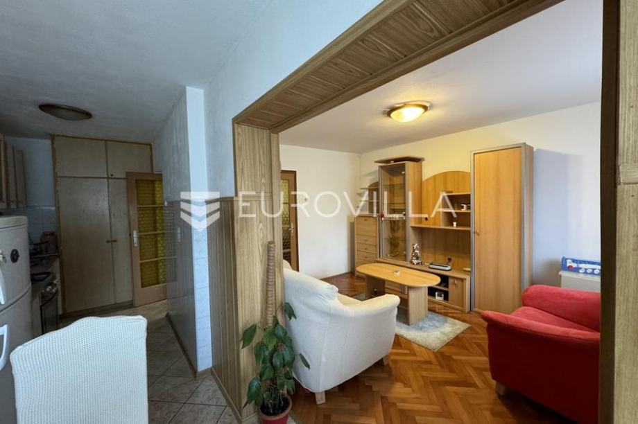 Pula, Stoja, obiteljski stan na idealnoj lokaciji, NKP 59,45 m2, prili (prodaja)