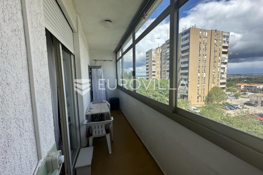 Pula, Vidikovac dvosoban stan NKP 55 m2 na 4. katu stambene zgrade (prodaja)