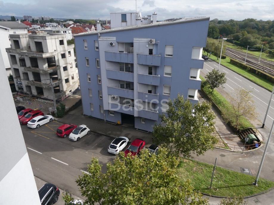 RAVNICE-IV. Maksimirsko naselje, 2soban, 34 m2 (iznajmljivanje)