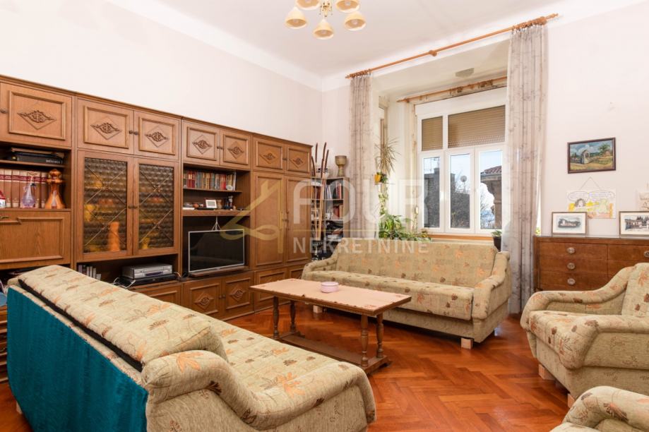 Rijeka, Belveder, 159.12m2, 6skl, balkon — slika 1