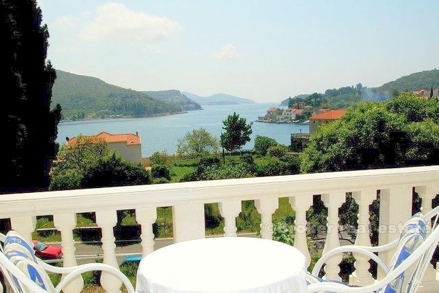 *** Samostojeća kuća u blizini Dubrovnika *** (prodaja)