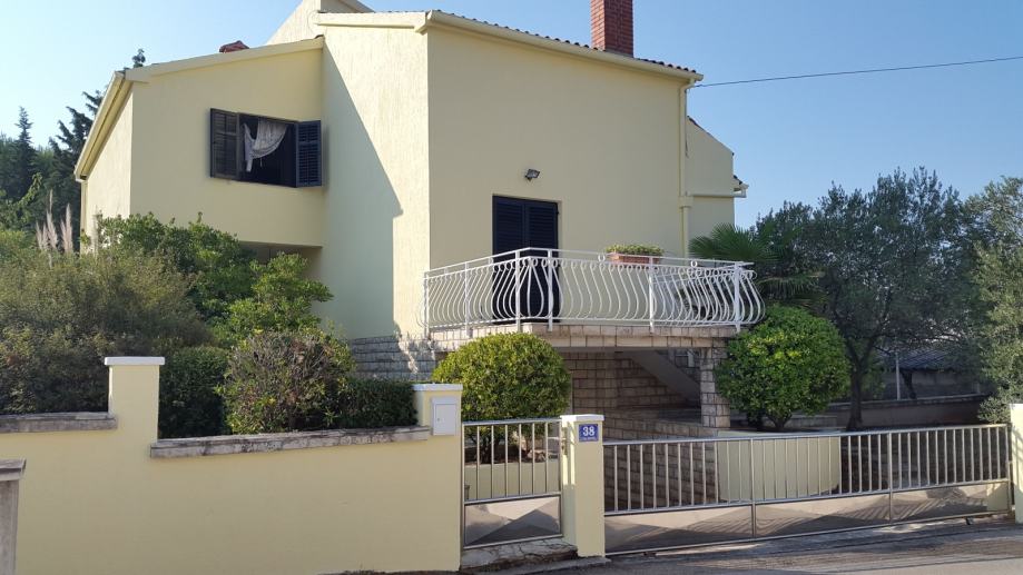 Samostojeća kuća, katnica, pov. 270 m, Zadar (Diklo) (prodaja)