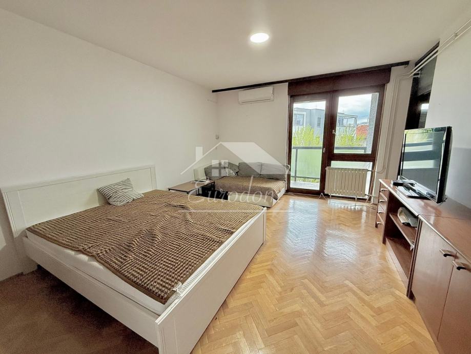 Šarmantan stan u Maksimiru 41,47 m2 — slika 1