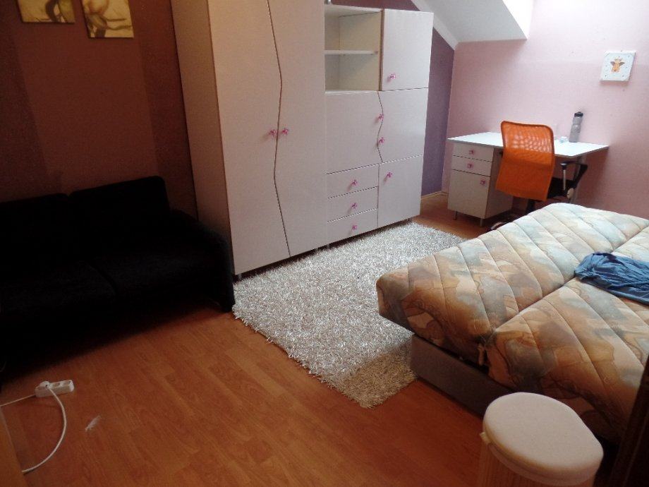 Soba: Osijek, Retfala, iznajmljivanje namještene sobe (iznajmljivanje)