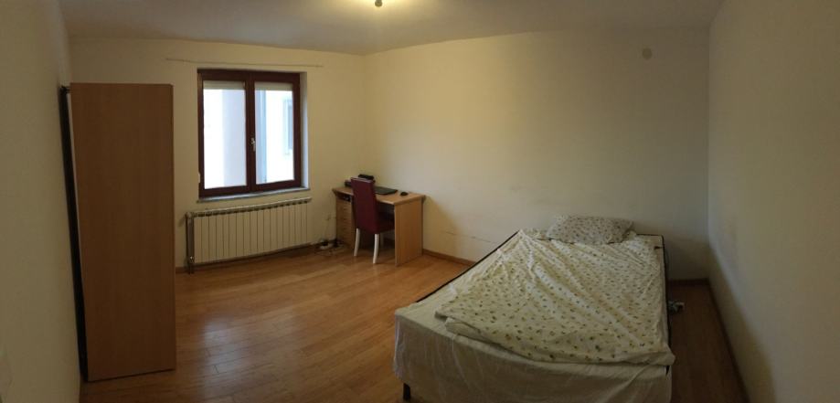 Soba: Zagreb (Donja Dubrava), Potpuno namještena, 14 m2. Bez pologa. (iznajmljivanje)