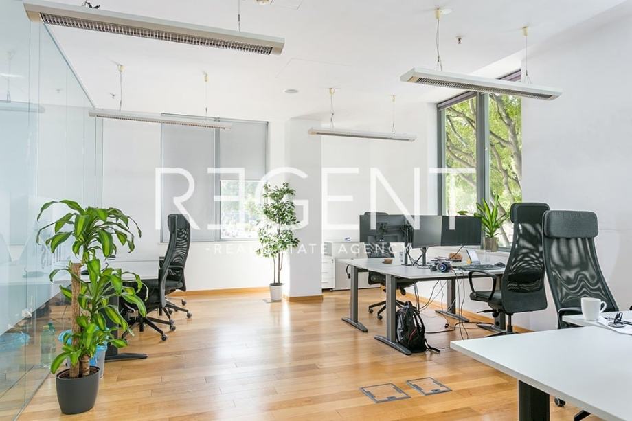 Split, Poljička cesta Poslovni prostor 100 m2 NAJAM (iznajmljivanje)