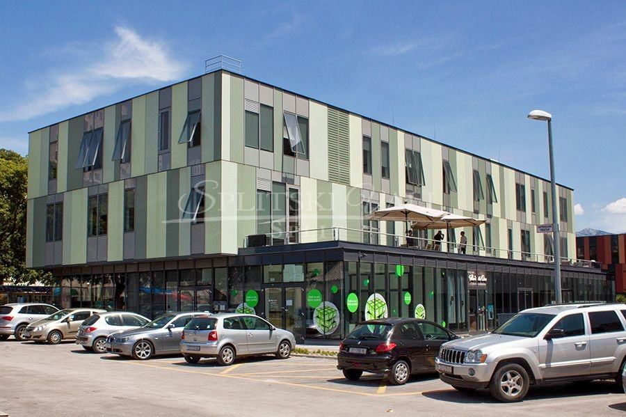 Split, Trstenik Poljička cesta top lokacija predivan ured (iznajmljivanje)