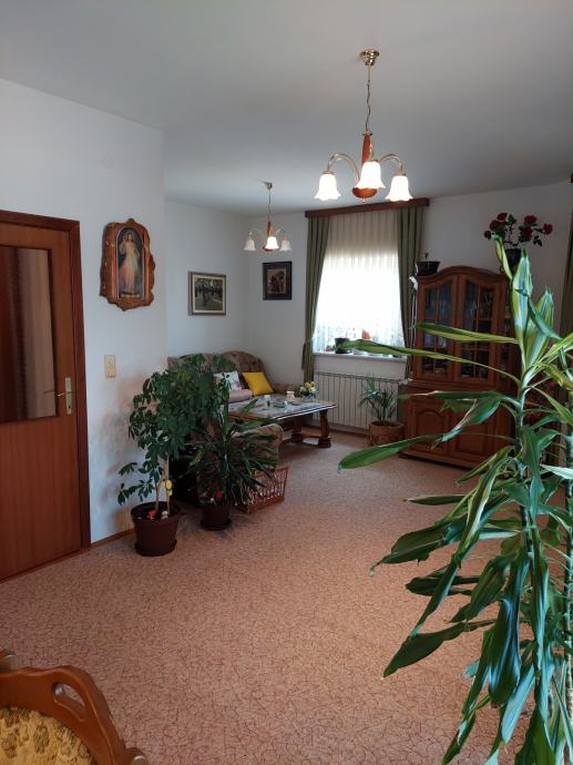 Stan: 4 sobni u urbanoj vili Zagreb (Remete), 118.00 m2 (prodaja)