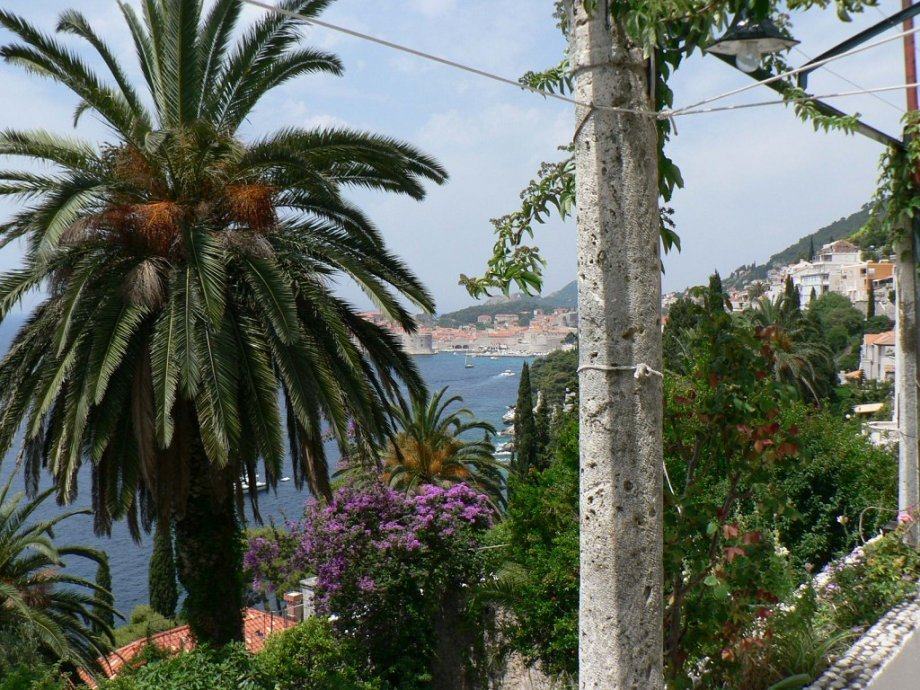 DUBROVNIK PLOČE SVETI JAKOV STAN SA PRELIJEPOM TERASOM! (prodaja)