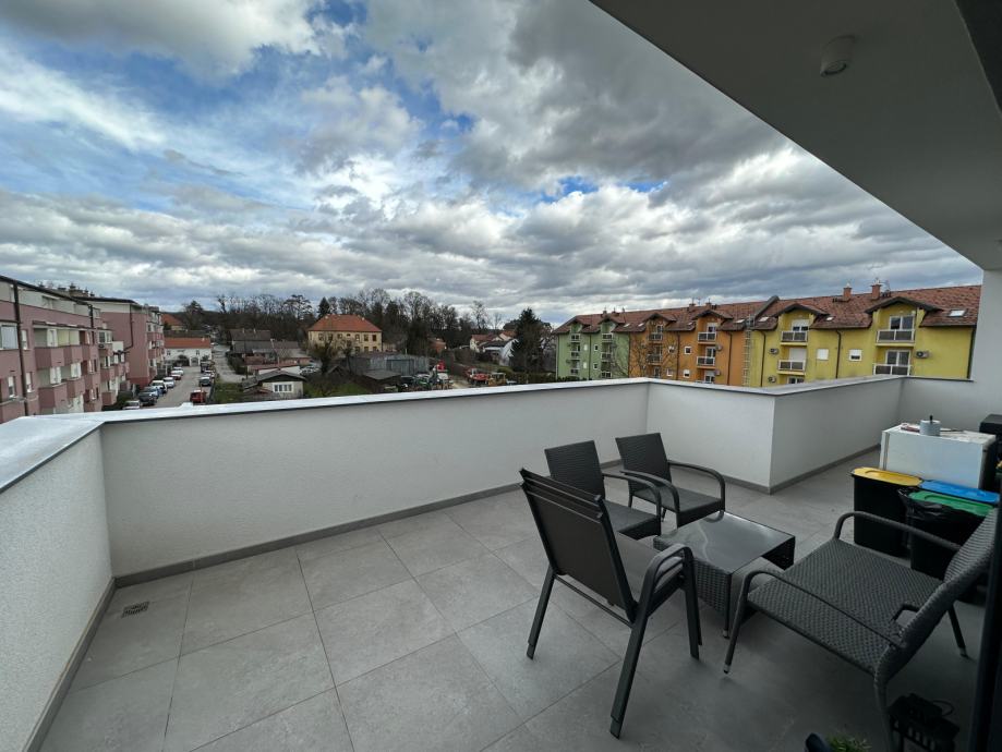 Stan: Dugo Selo, 74.00 m2, novogradnja — slika 1