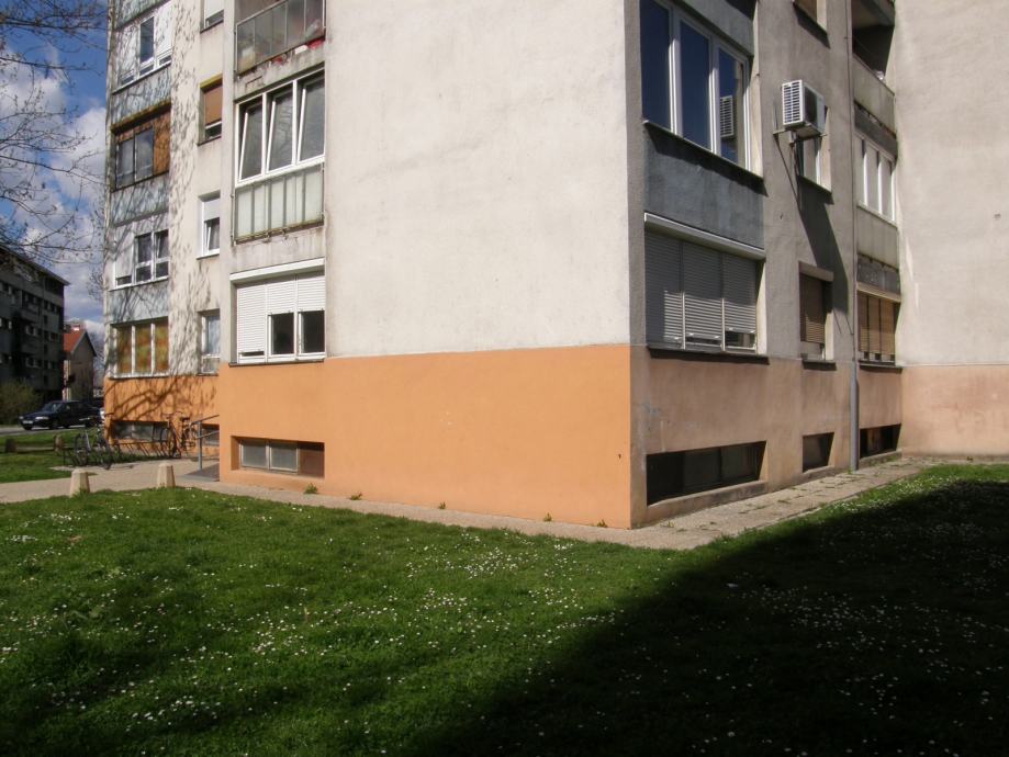 Stan: Karlovac, 39 m2 (prodaja)