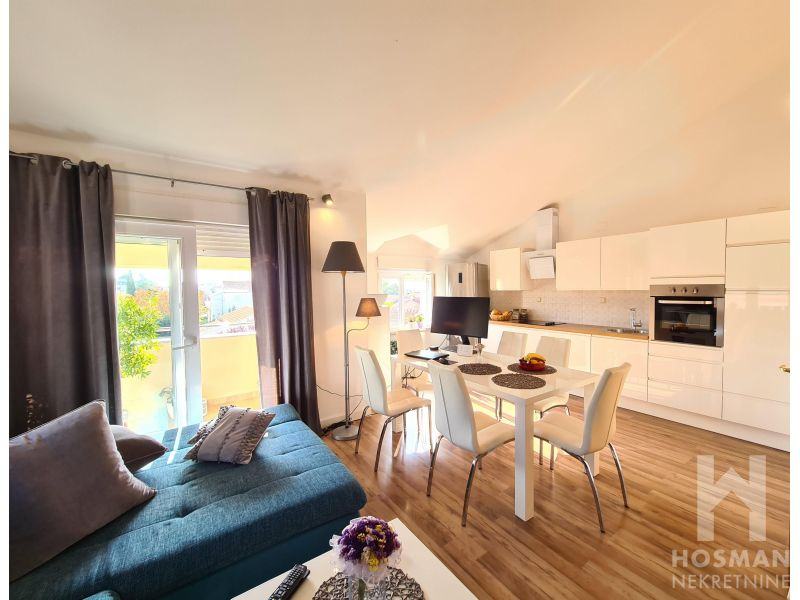 Stan s pogledom na more Zadar / Diklo (prodaja)