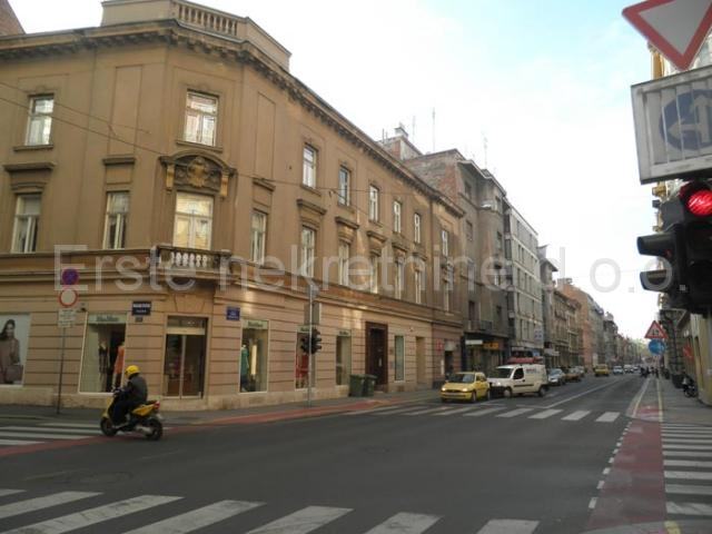 Stan za prodaju, centar, Gundulićeva ulica (prodaja)