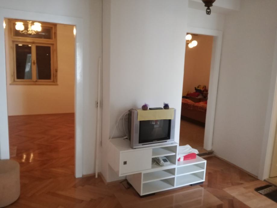 Stan Split, 73 m2 Tolstojeva ulica (prodaja)