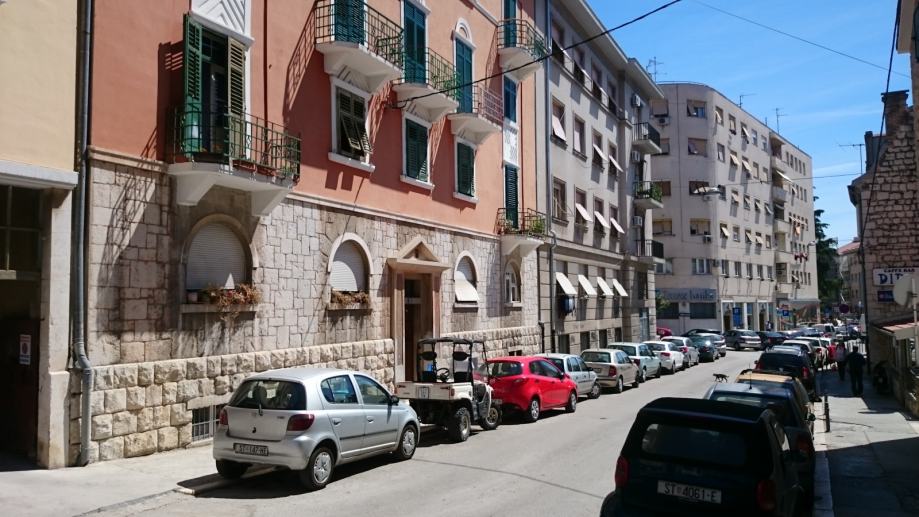 Stan Split, Tolstojeva, 75 m2 (prodaja)