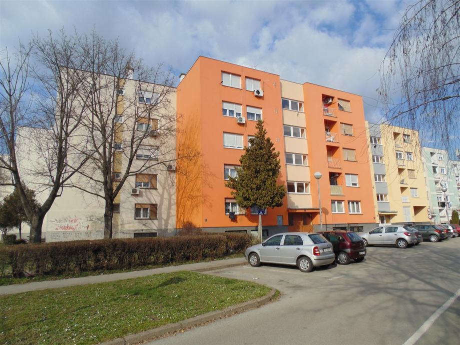iznajmljuje se namještena garsonjera , stan : Osijek, 26 m2 (iznajmljivanje)