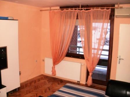 Prodajem ili MIJENJAM stan u Vukovaru, 60 m2 (prodaja)