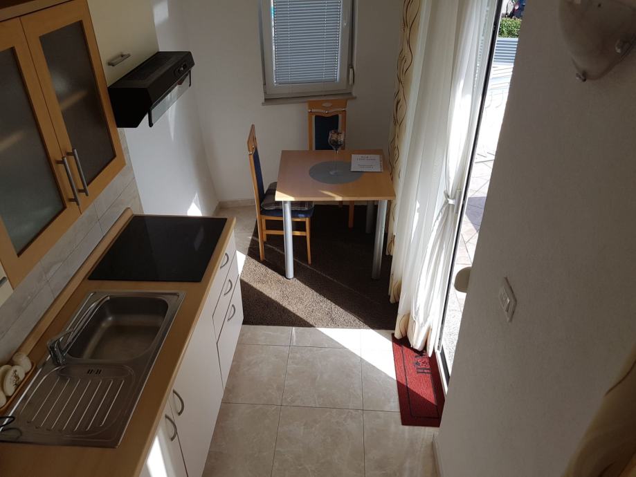 Stan Zadar, 120.00 m2 (iznajmljivanje)