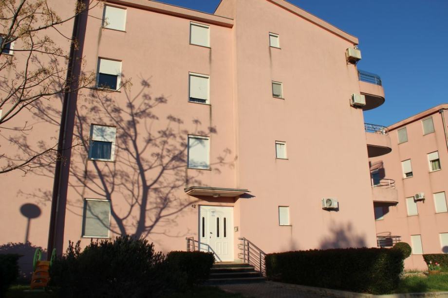 Prodaja stanova Zadar, 37 m2, Diklo, potpuno namješten (prodaja)