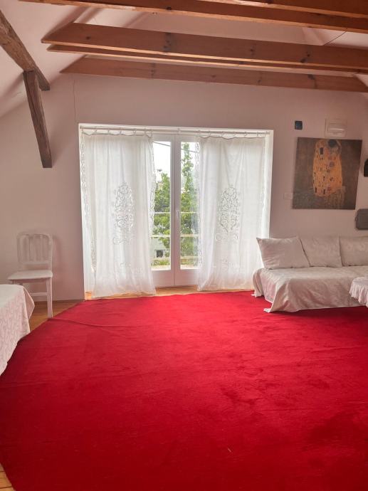 Kuća u prirodi sa garažom (podsljemenska zona) — slika 1