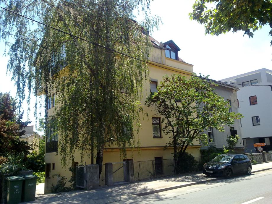 Stan Zagreb, Petrova ulica, 30.5 m2 (iznajmljivanje)