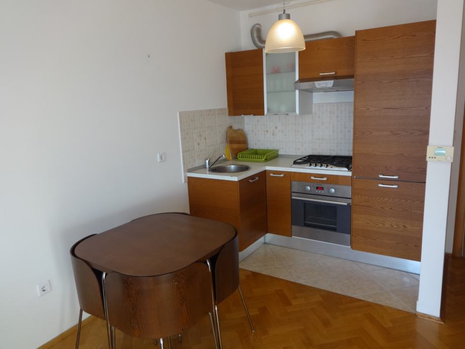 Stan: Zagreb (Ravnice), 40 m2, novogradnja (iznajmljivanje)