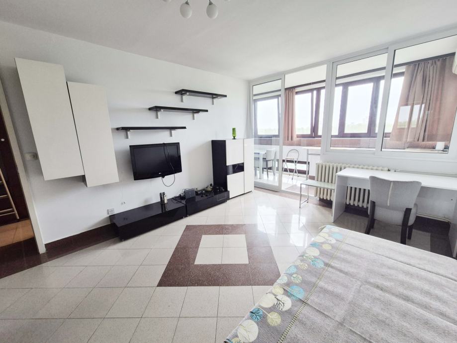 Stan: Zagreb (Savica), 33.00 m2 - PRILIKA!! (iznajmljivanje)