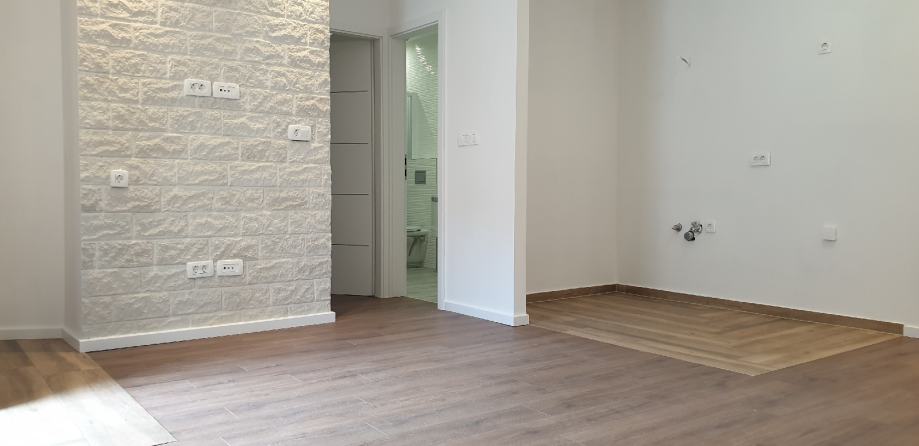 Strogi centar, 40 m2, dvosoban (prodaja)