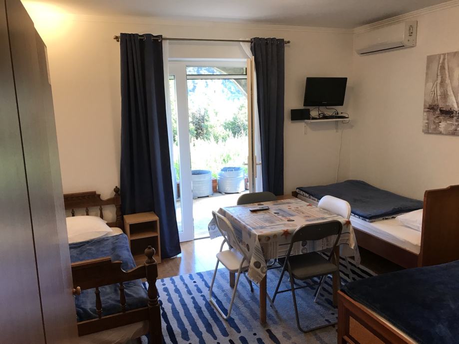 STUDIO APARTMAN ROŽAT(Dubrovnik) (iznajmljivanje)