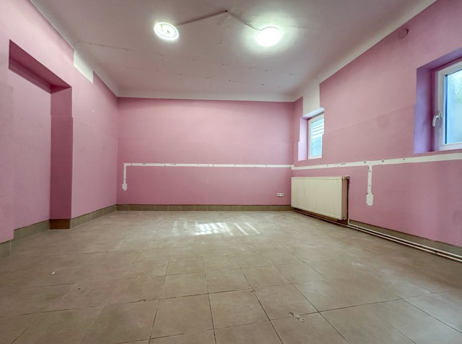 TREŠNJEVKA, KRAPINSKA, POSLOVNI PROSTOR 53M2 ***BEZ PROVIZIJE!!!***